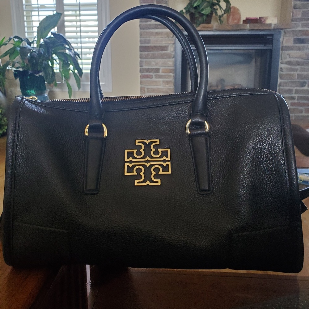 Tory Burch Handbag With Removeable Shoulder Strap